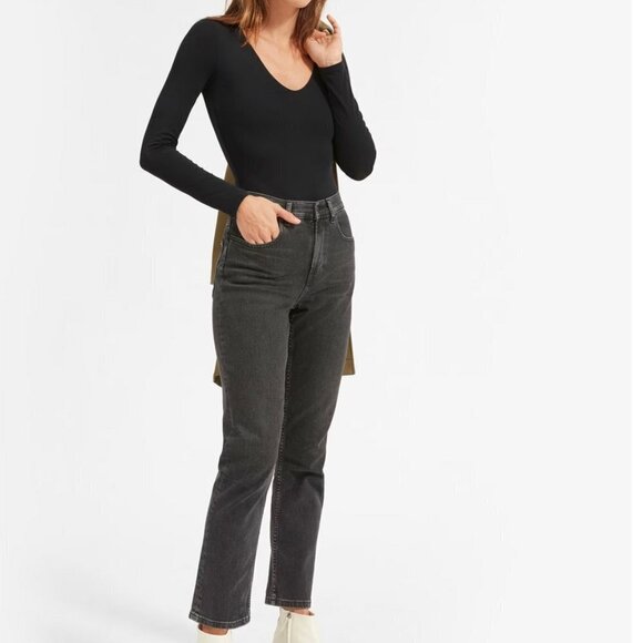EVERLANE | THE LONG-SLEEVE V-NECK BODYSUIT - Picture 2 of 8